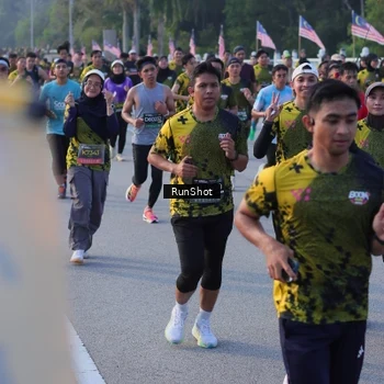 Runner Photo 7118159