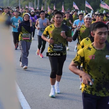 Runner Photo 7118160