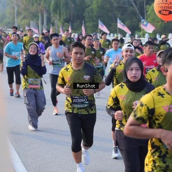 Runner Photo 7118161