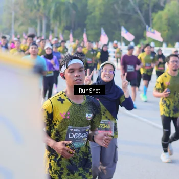 Runner Photo 7118181