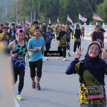 Runner Photo 7118200