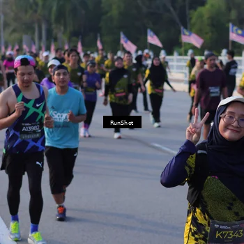 Runner Photo 7118203