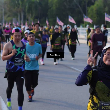 Runner Photo 7118207