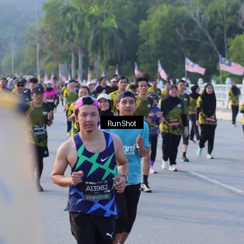 Runner Photo 7118212