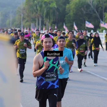 Runner Photo 7118221