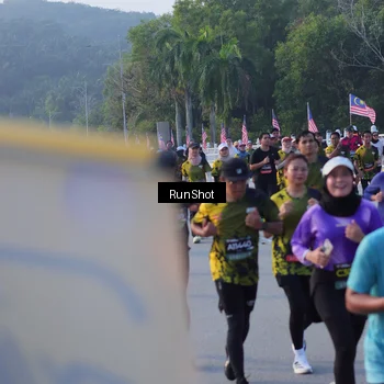 Runner Photo 7118228