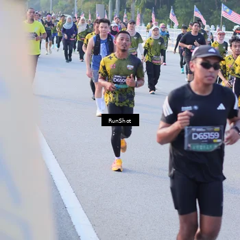 Runner Photo 7118243