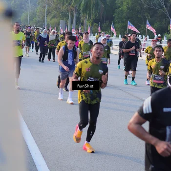 Runner Photo 7118250