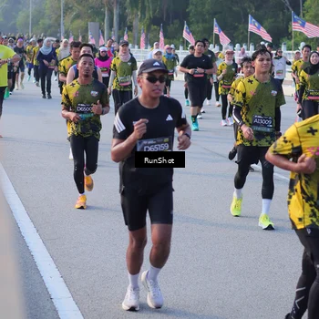 Runner Photo 7118251