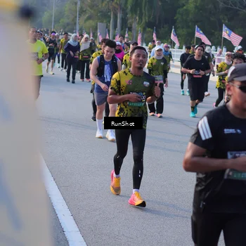 Runner Photo 7118256