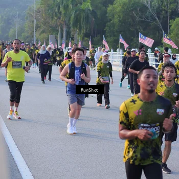Runner Photo 7118260