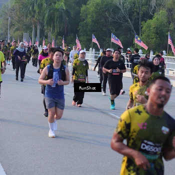 Runner Photo 7118265