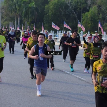 Runner Photo 7118271