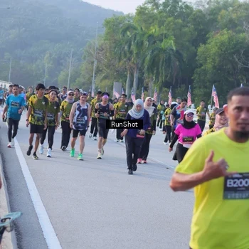 Runner Photo 7118272