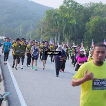 Runner Photo 7118273
