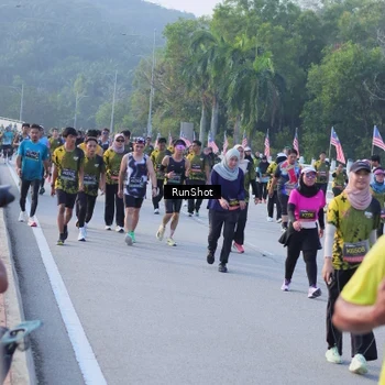 Runner Photo 7118278