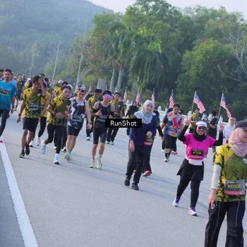 Runner Photo 7118283