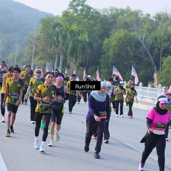 Runner Photo 7118303