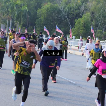 Runner Photo 7118320