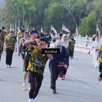 Runner Photo 7118321