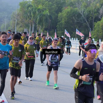 Runner Photo 7118337