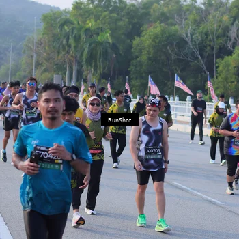Runner Photo 7118342