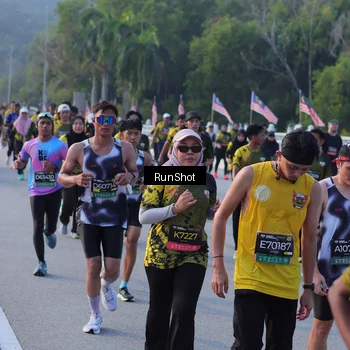 Runner Photo 7118360