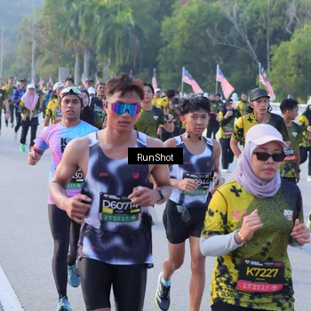Runner Photo 7118375
