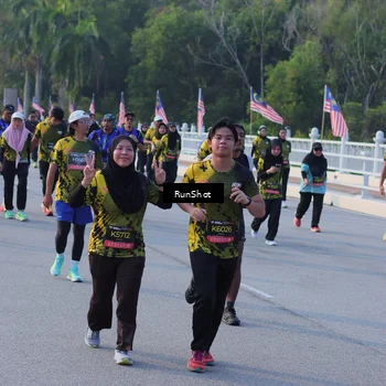 Runner Photo 7118394