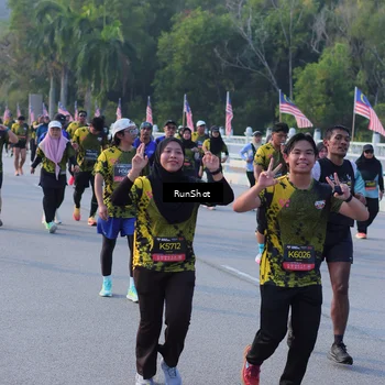Runner Photo 7118398