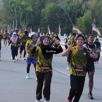 Runner Photo 7118399