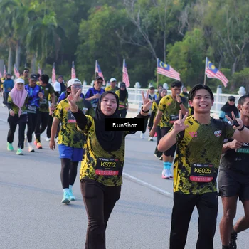 Runner Photo 7118402