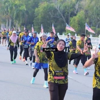 Runner Photo 7118409
