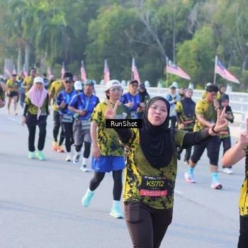 Runner Photo 7118413