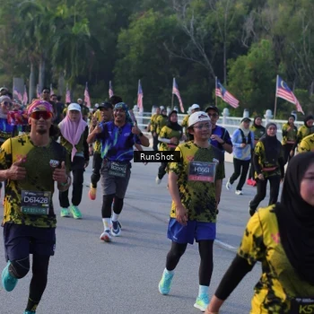 Runner Photo 7118417