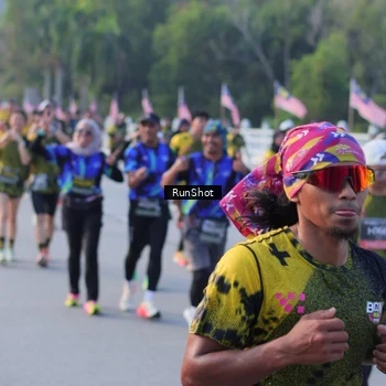 Runner Photo 7118419