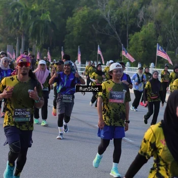 Runner Photo 7118420