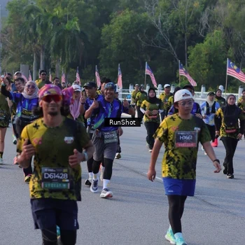 Runner Photo 7118421