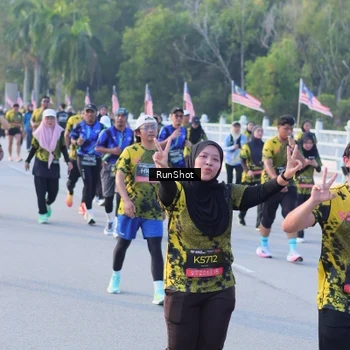 Runner Photo 7118425