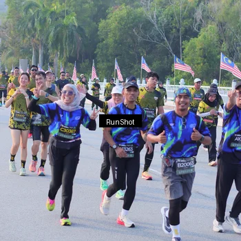 Runner Photo 7118431