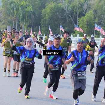 Runner Photo 7118436