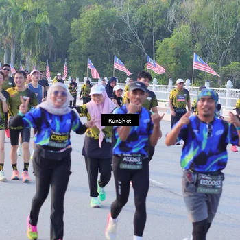Runner Photo 7118442