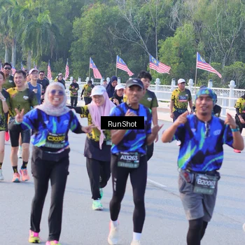 Runner Photo 7118446