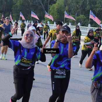 Runner Photo 7118452