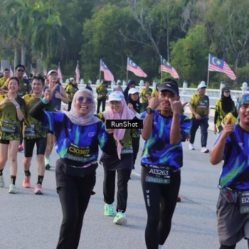 Runner Photo 7118457