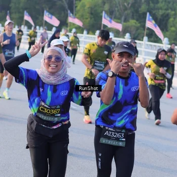 Runner Photo 7118458