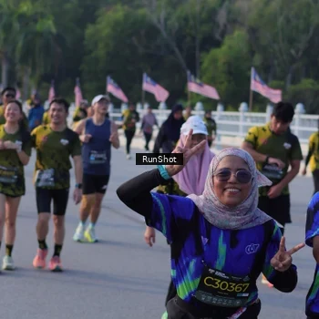 Runner Photo 7118461