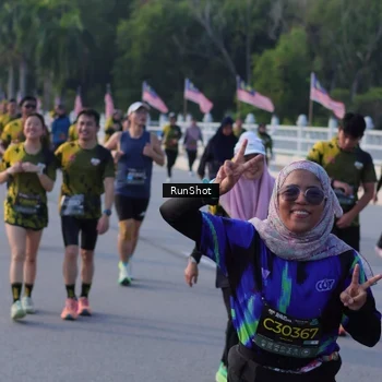 Runner Photo 7118462