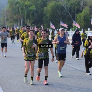 Runner Photo 7118465