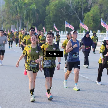 Runner Photo 7118469